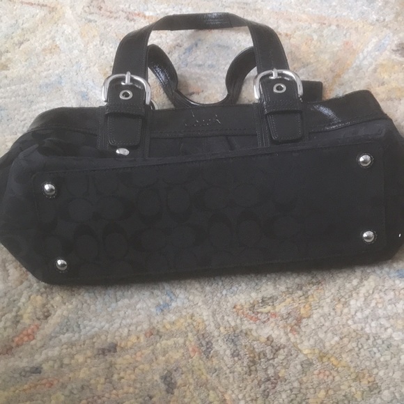 Coach purse - Picture 3 of 4